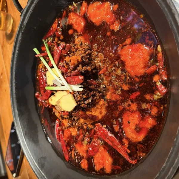 说说：这次的国庆过的一点也不好~回来和朋友聚一聚
